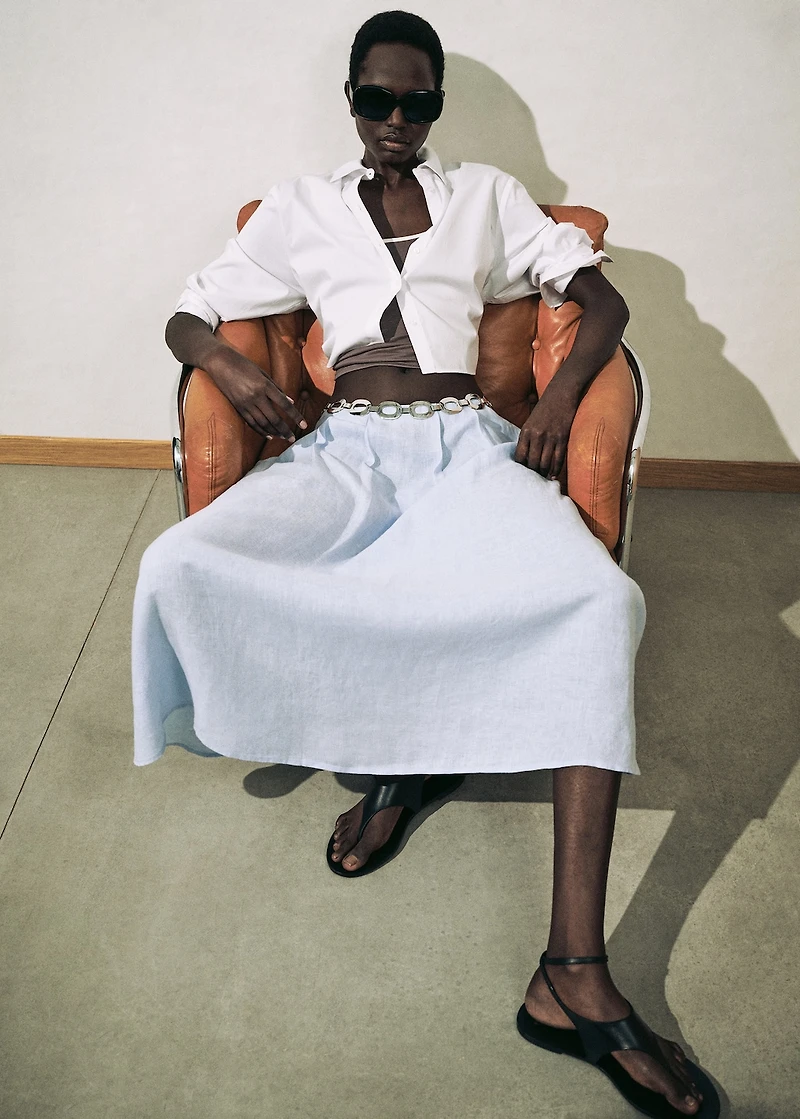 Linen skirt with pleat detail