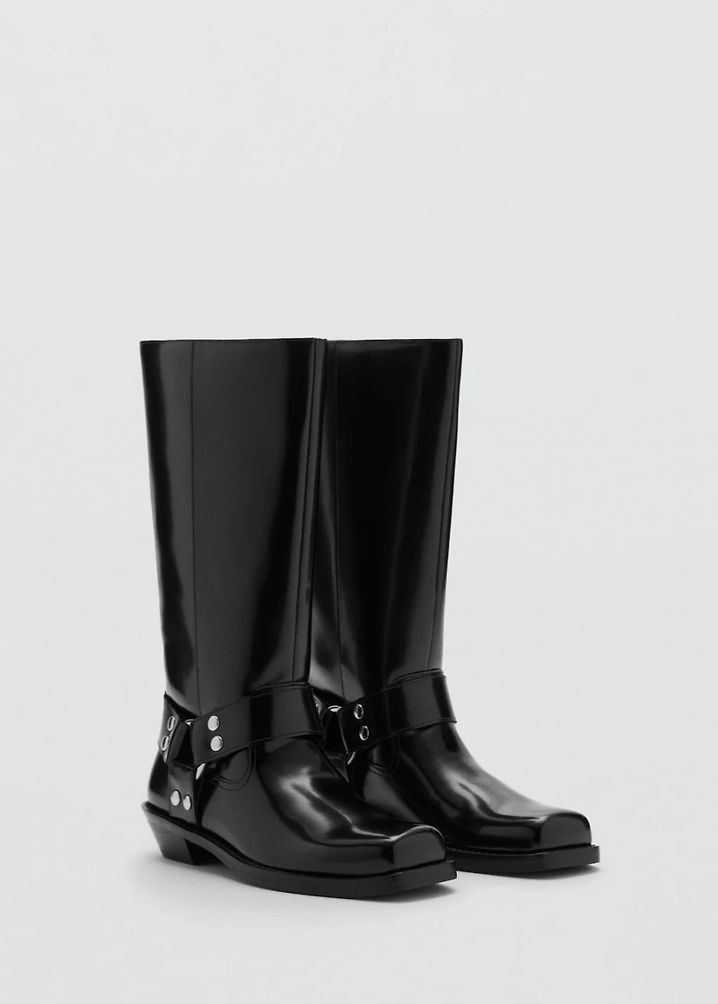 Square toe boot with metallic details