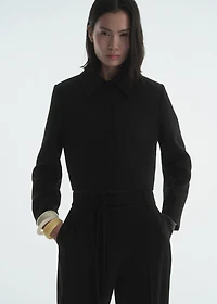 Suit blazer with lapels