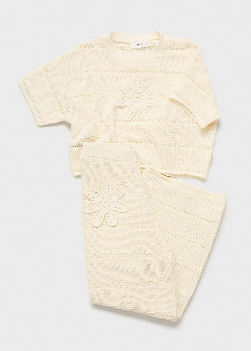 Short-sleeved crochet sweater