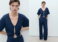 Flowy denim top with bows