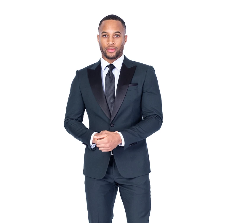 Solid Slim Fit Wide Peak Lapel Tuxedo