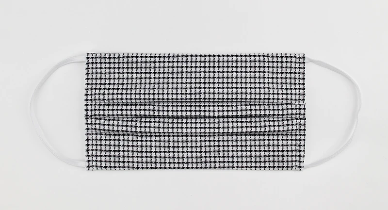 Mini Check Face Mask - White / Black