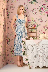 Donna Shirred Floral Maxi Dress