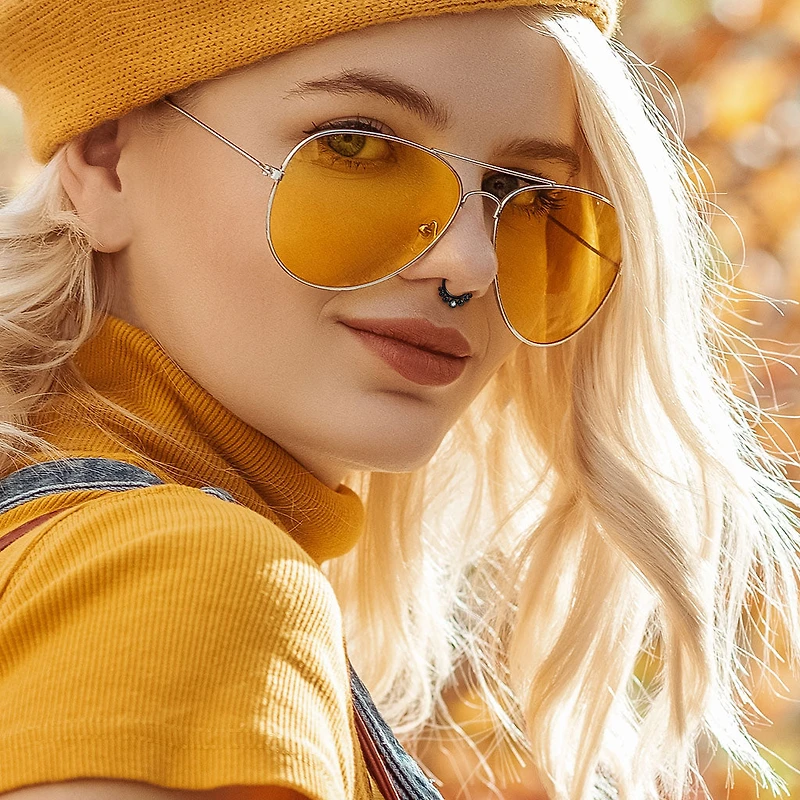 316L Surgical Steel Gold PVD 7 Bead White CZ Hinged Clicker Hoop