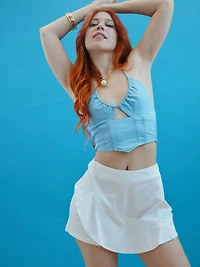 Nadia Crop