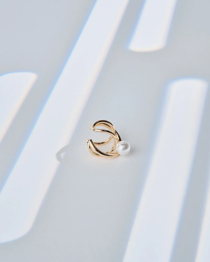 16K Plated Perla Earcuff