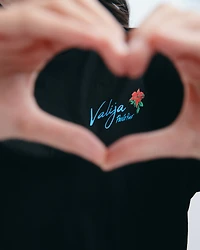 Abuelita Graphic Top