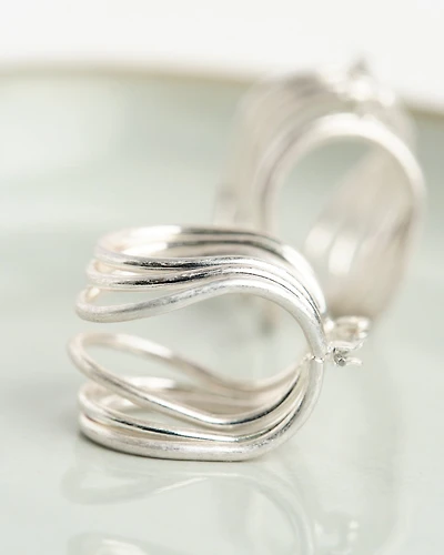 Wavy Medium Hoop