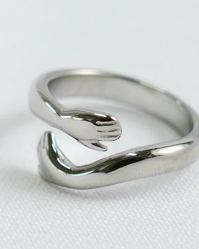 Free Hugs Ring