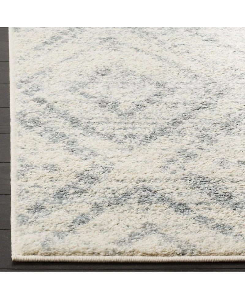 Safavieh Adirondack 131 Ivory and Light Blue 5'1" x 7'6" Area Rug
