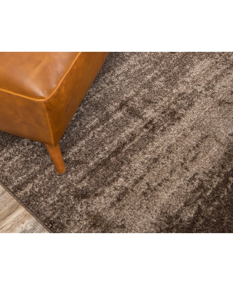 Bayshore Home Lyon Lyo3 5' x 8' Area Rug