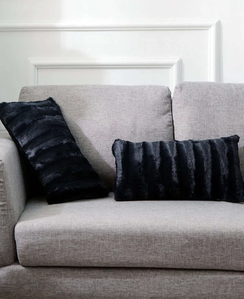 Cheer Collection Faux-Fur 2-Pack Decorative Pillows