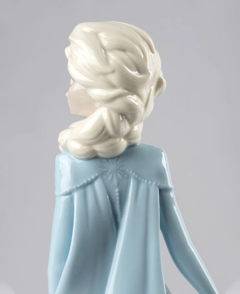 Lladro Collectible Figurine, Elsa