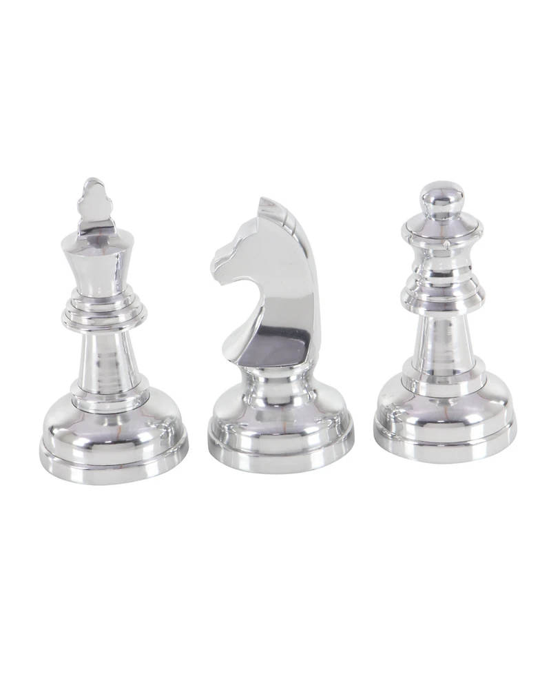 CosmoLiving by Cosmopolitan Set of 3 Silver Aluminum Traditional Chess Sculpture, 4" x 9"