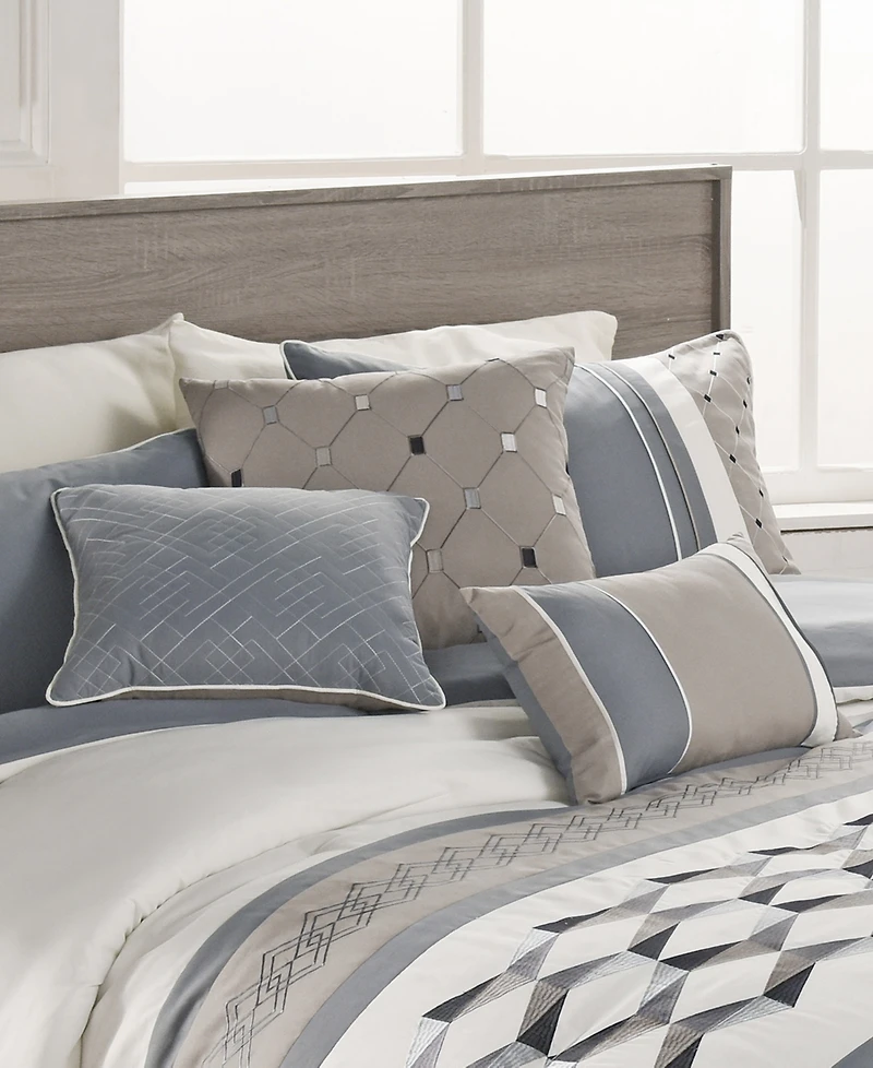 Riverbrook Home Beren 7-Pc. Comforter Set