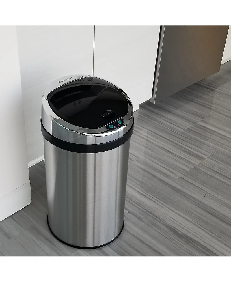 8 Gallon / 30 Liter Stainless Steel SoftStep Round Kitchen Trash Can with Odor Filter