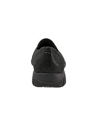 Trotters Universal Sneaker
