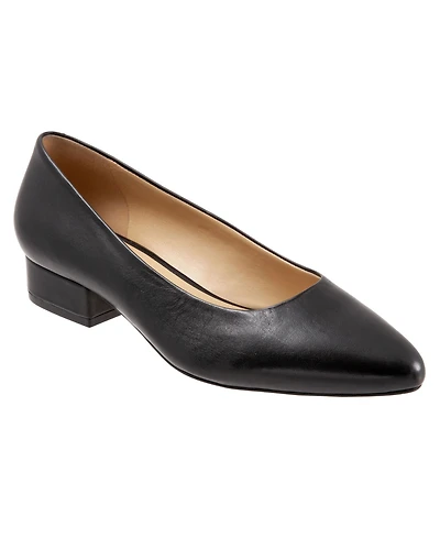 Women's Trotters Jewel Pumps