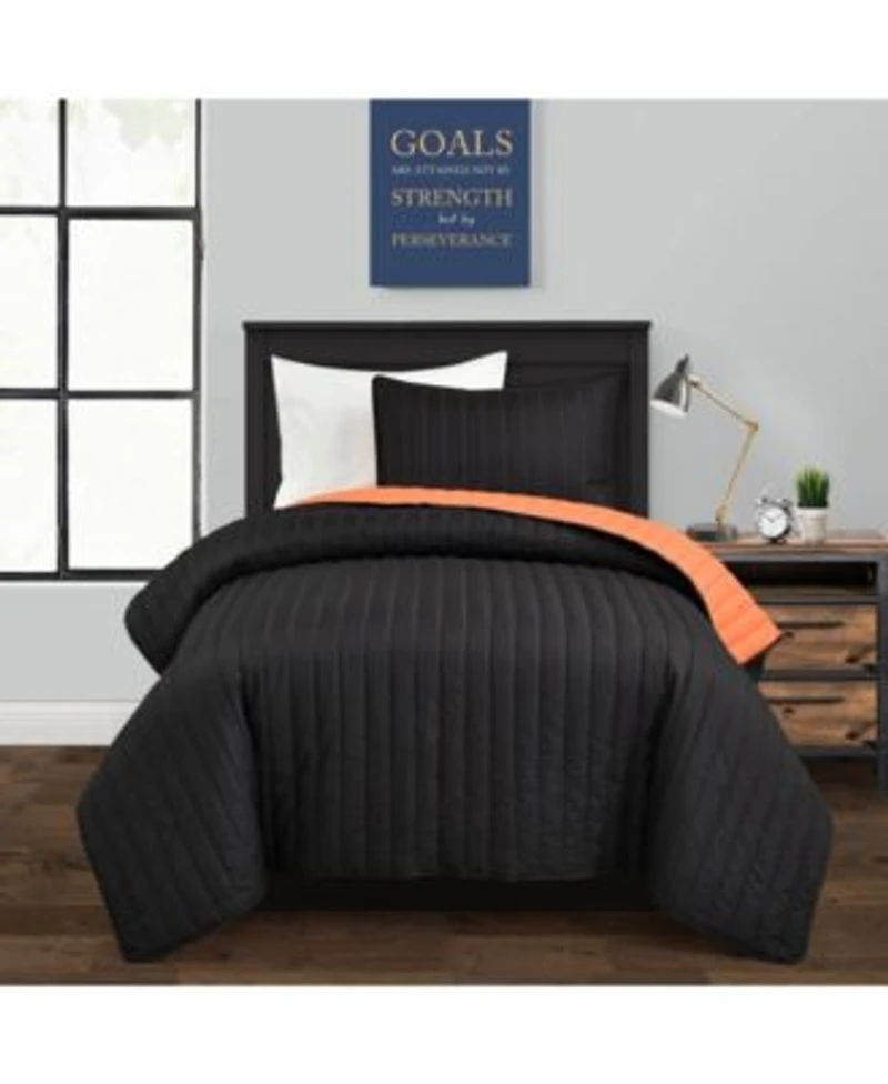 Lush Decor Soft Stripe All Season Quilt Set