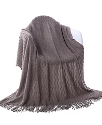 Happycare Textiles Solid Soft Zigzag Lightweight Throw, 60" x 50"