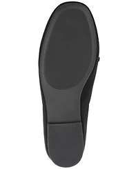 Journee Collection Women's Cordell Chain Detail Loafers