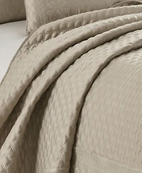 J Queen New York Lyndon Coverlet, Full/Queen