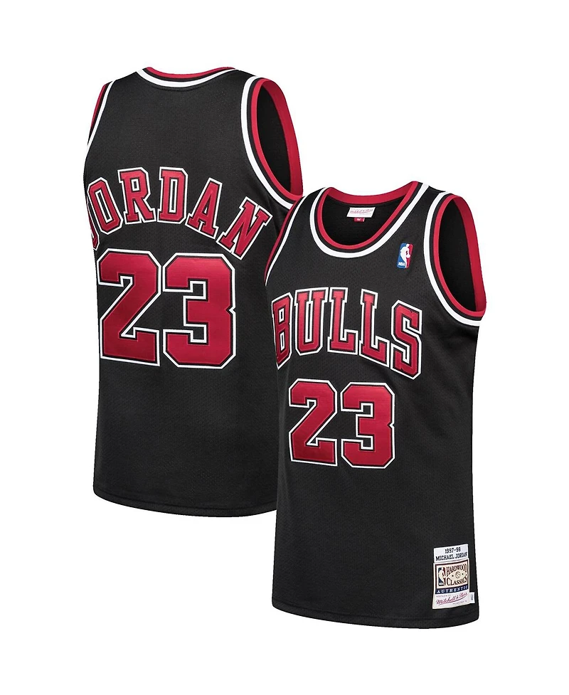 Men's Mitchell & Ness Michael Jordan Chicago Bulls 1997-98 Hardwood Classics Authentic Player Jersey