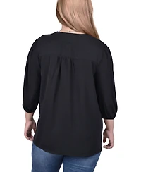 Plus 3/4 Puff Sleeve Top with Detachable Necklace