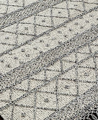 Livabliss Fleur Fle- 6' x 9' Outdoor Area Rug