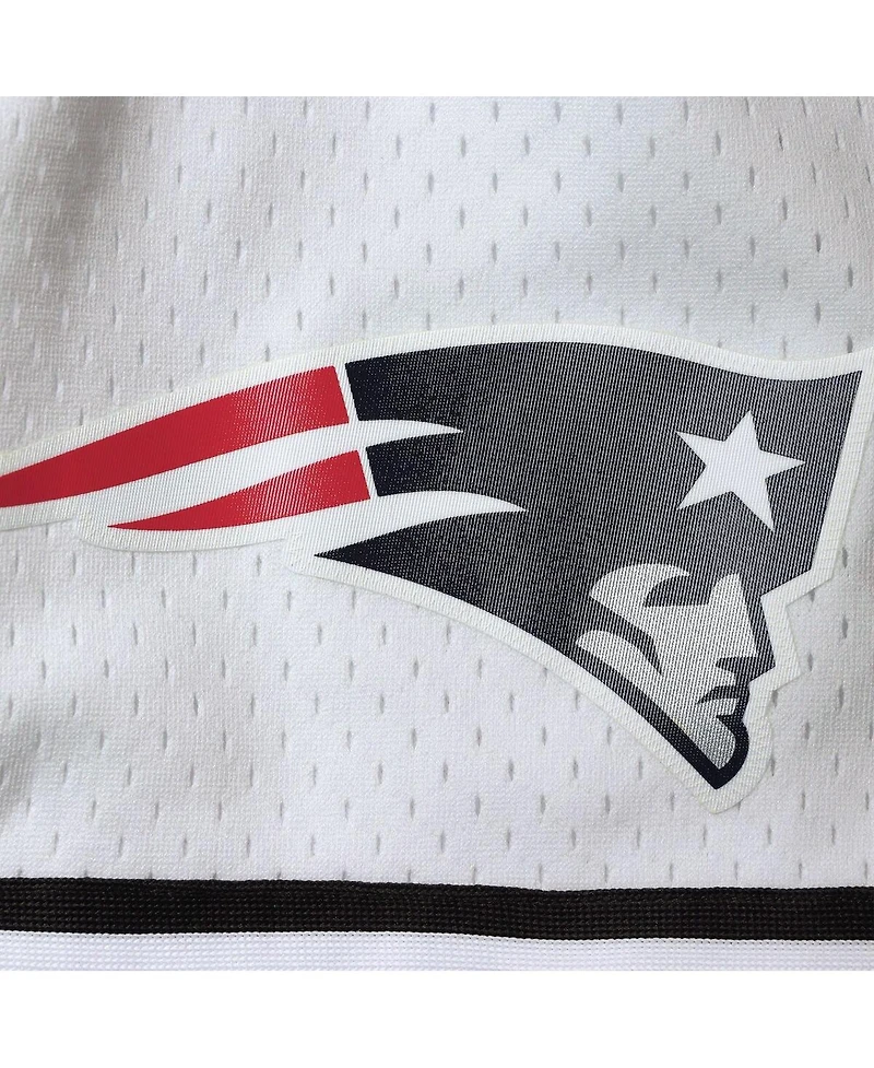 Men's Pro Standard White New England Patriots Mesh Shorts