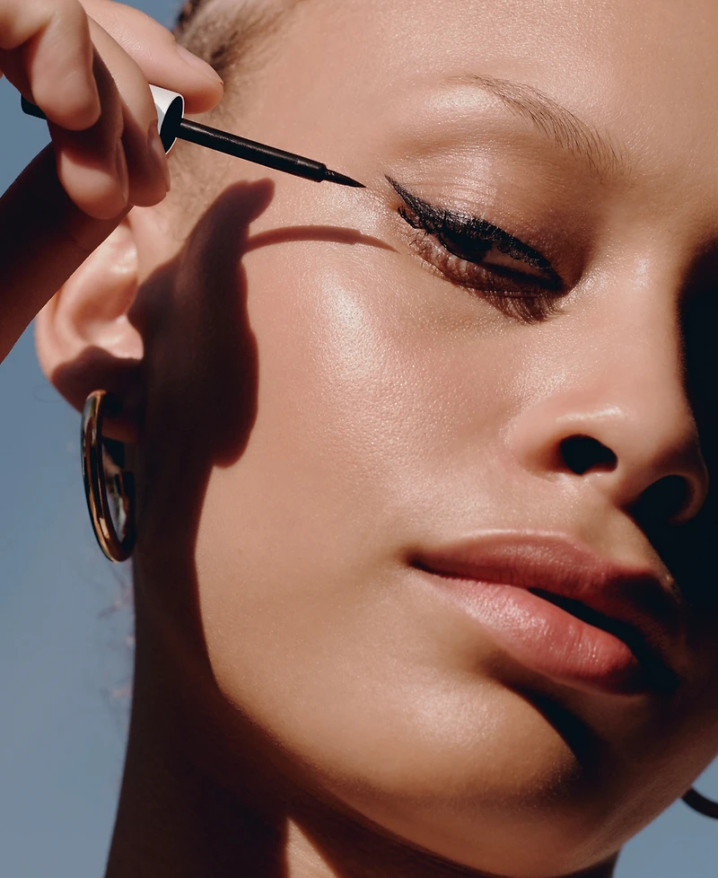 Well People Fresh Lines Liquid Eyeliner