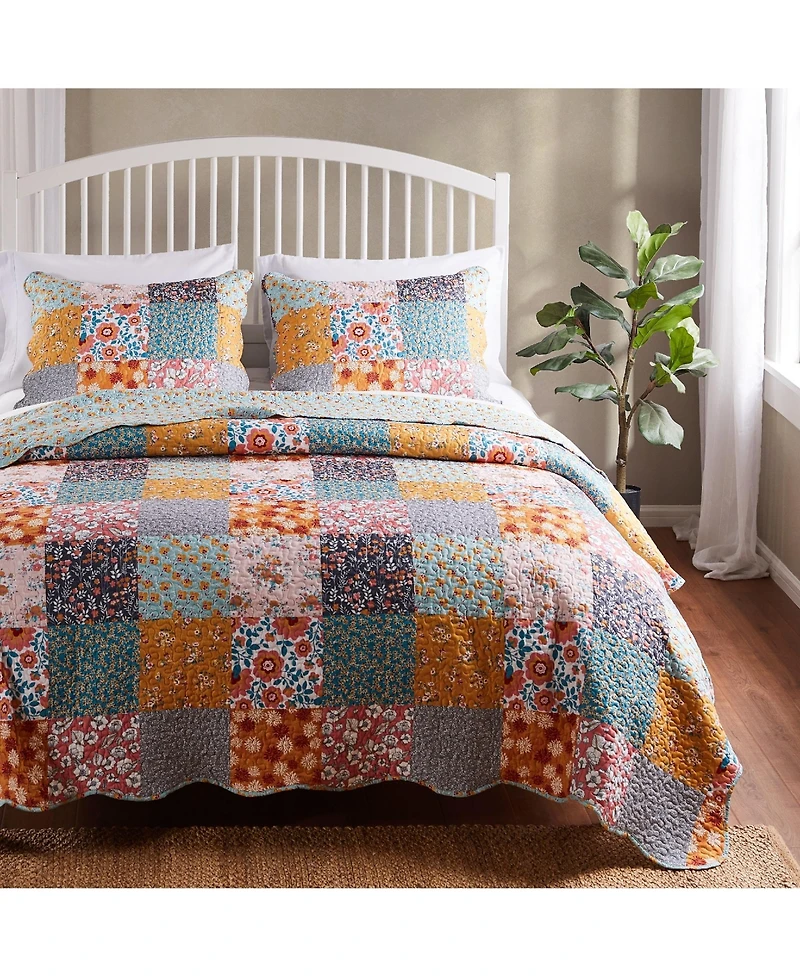 Greenland Home Fashions Carlie Calico 3-Pc. Quilt Set, Full/Queen