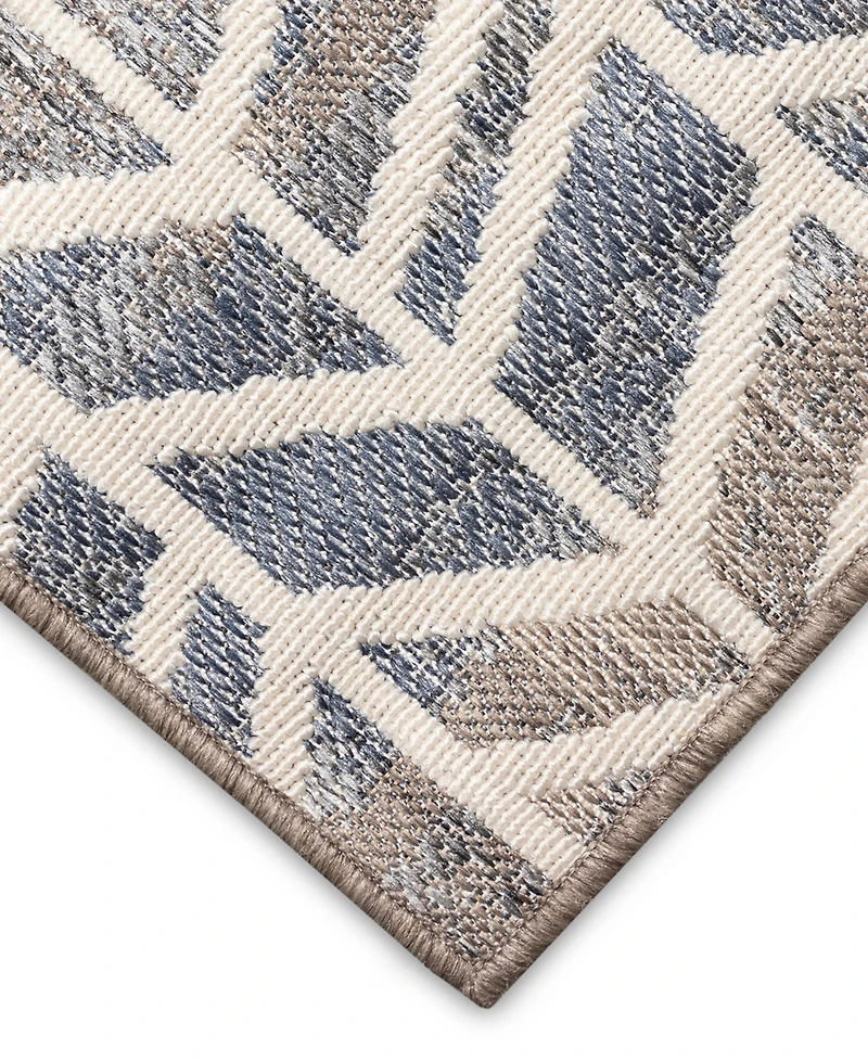 Liora Manne' Cove Chevron 1'11" x 7'6" Runner Outdoor Area Rug