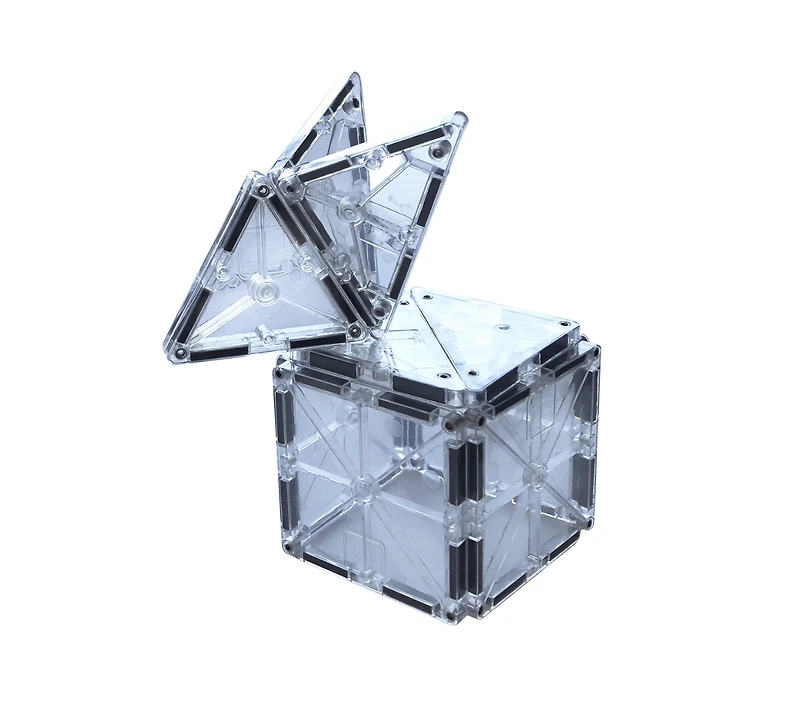 Magna-tilesa Magna-tiles Ice 16-Piece Magnetic Construction Set, Ages 3+