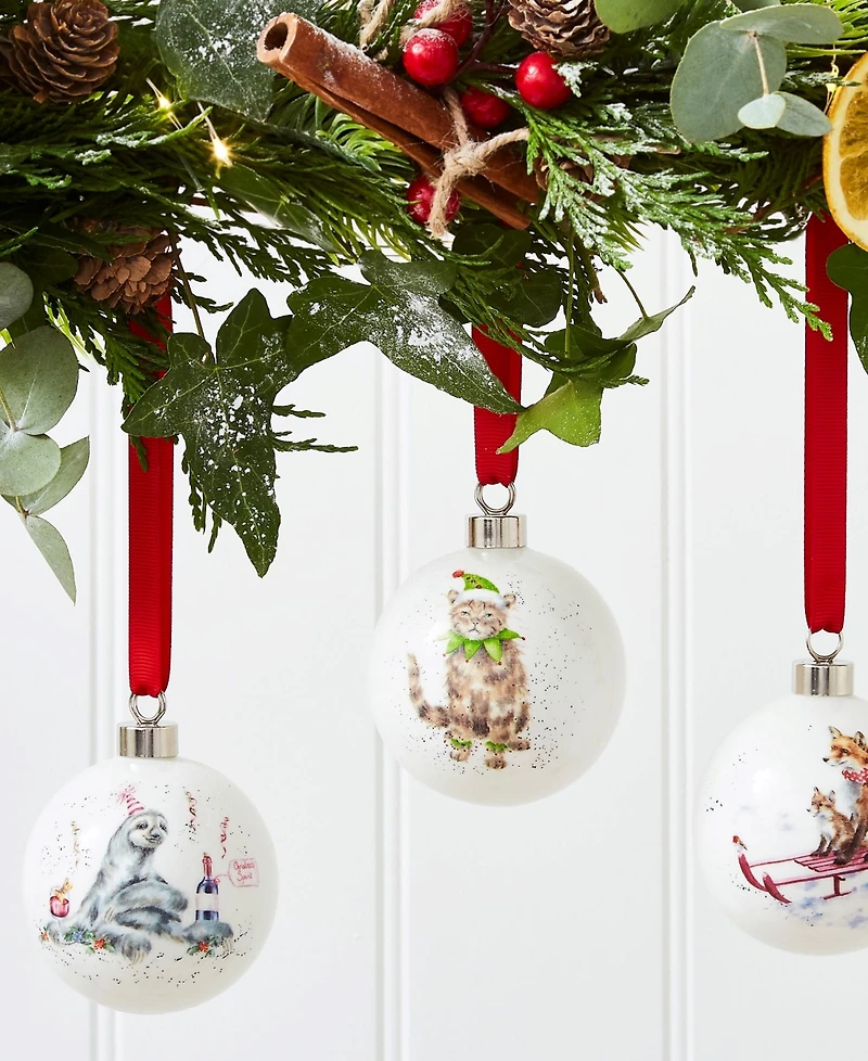 Wrendale Designs Bah Humbug Bauble Cat