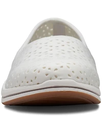 Clarks Women's Cloudsteppers Breeze Emily Perforated Loafer Flats