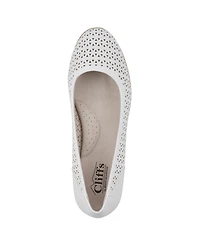 Cliffs by White Mountain Women's Cindy Ballet Comfort Flat