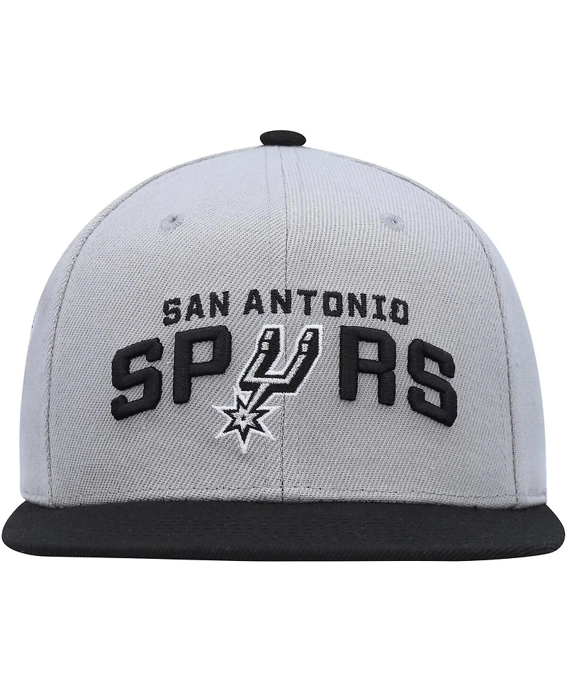 Men's Mitchell & Ness Gray, Black San Antonio Spurs Side Core 2.0 Snapback Hat