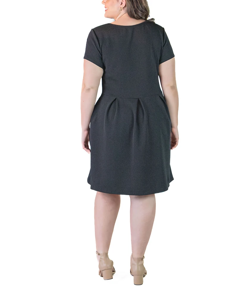 24seven Comfort Apparel Plus Scoop Neck Knee Length Pocket Dress