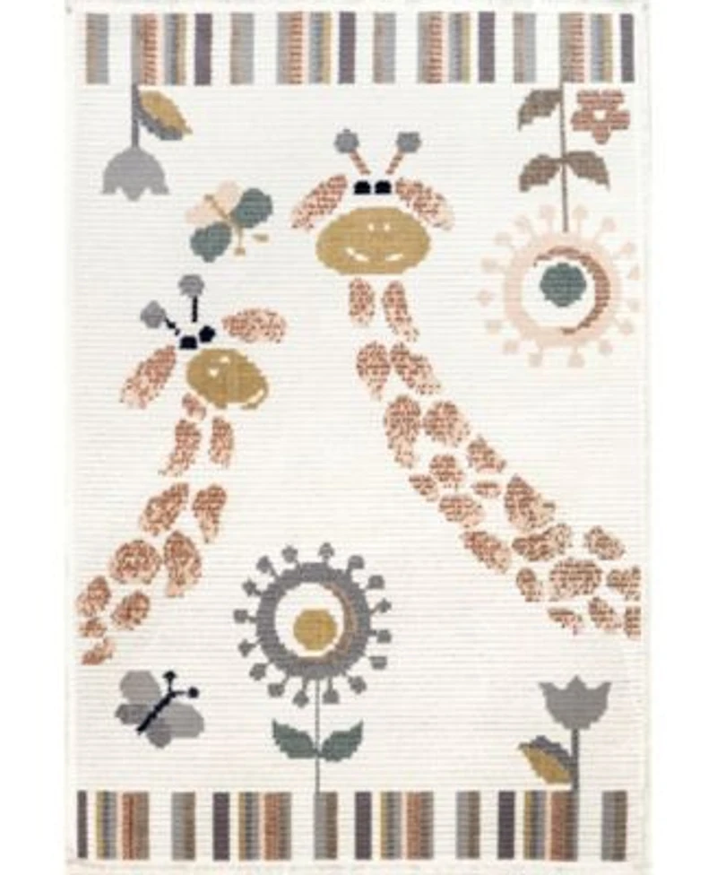 Nuloom Pearl Avianna Giraffe Kids Fringe Area Rug