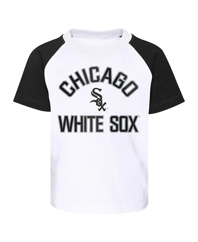 Infant Boys and Girls White, Heather Gray Chicago White Sox Ground Out Baller Raglan T-shirt Shorts Set