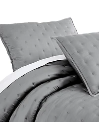 Southshore Fine Linens Luxurious 100% Viscose 3-Pc. Quilt Set, Queen