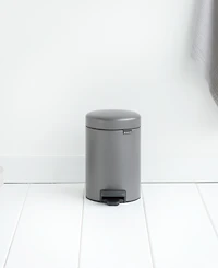 New Icon Step on Trash Can, 0.8 Gallon