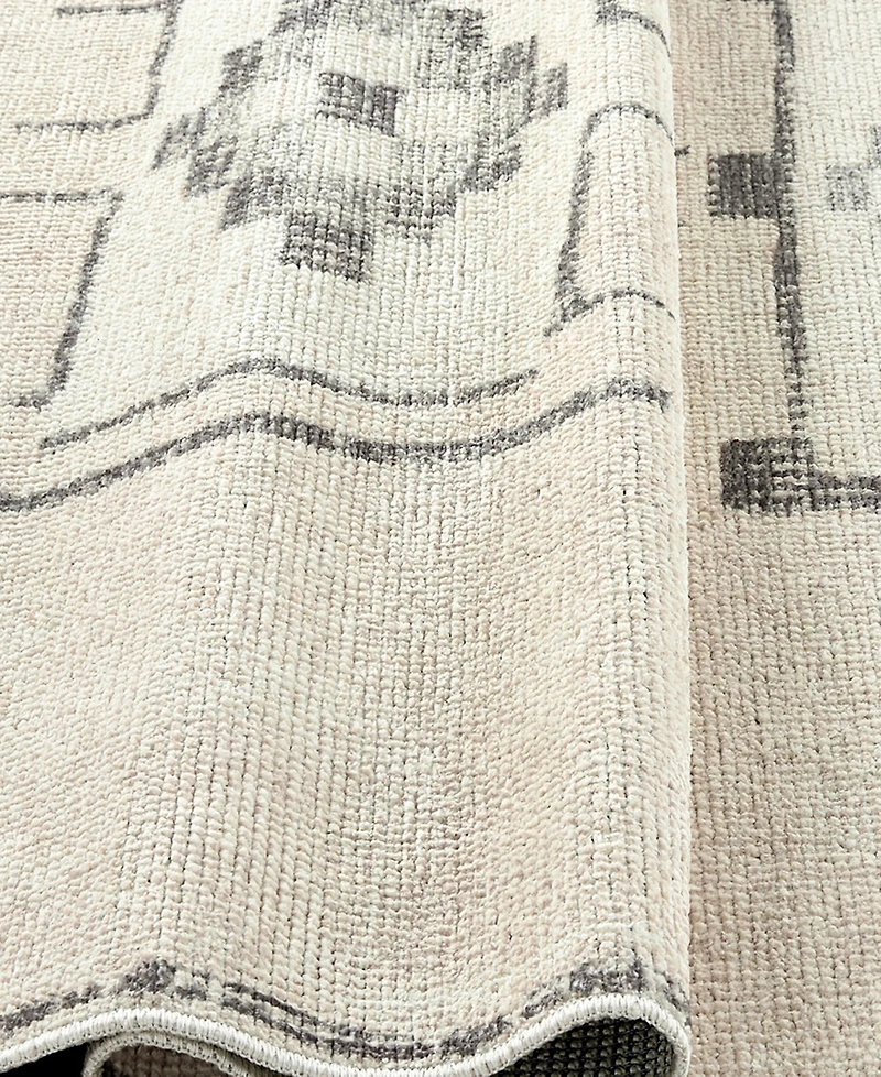 Livabliss Solana BOOC2302 2'2" x 3'9" Area Rug