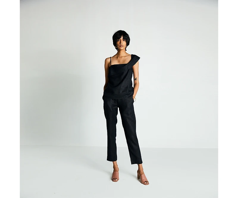 Reistor Women's The Wandering Wave top Black