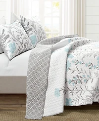 Lush Decor Aprile Floral Reversible 3-Pc. Quilt Set, Full/Queen