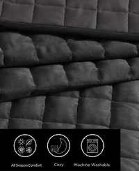 Vera Wang Diamond Velvet 3 Piece Quilt Set