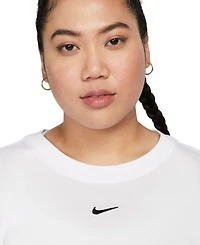 Nike Plus Size Active Sportswear Essential Women's Logo T-Shirt