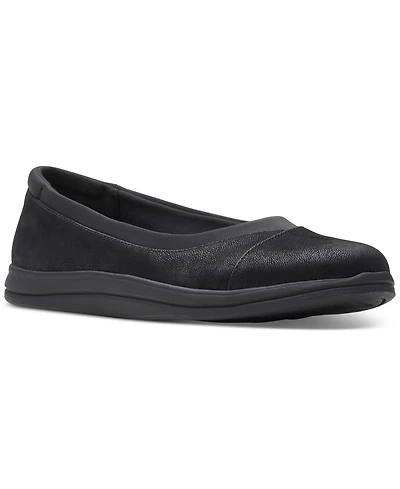 Clarks Women's Breeze Ayla Round-Toe Slip-On Flats